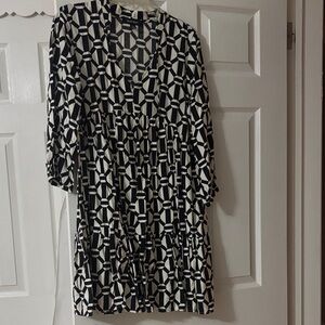 Ellen Tracy Black and White Patterned Dress